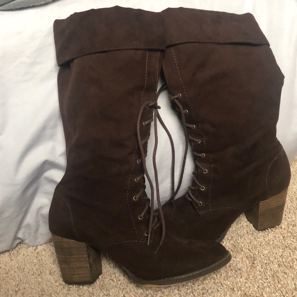 brown zip up heeled boots